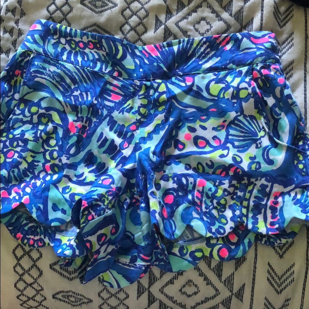 Soft Lilly Pulitzer shorts, XS